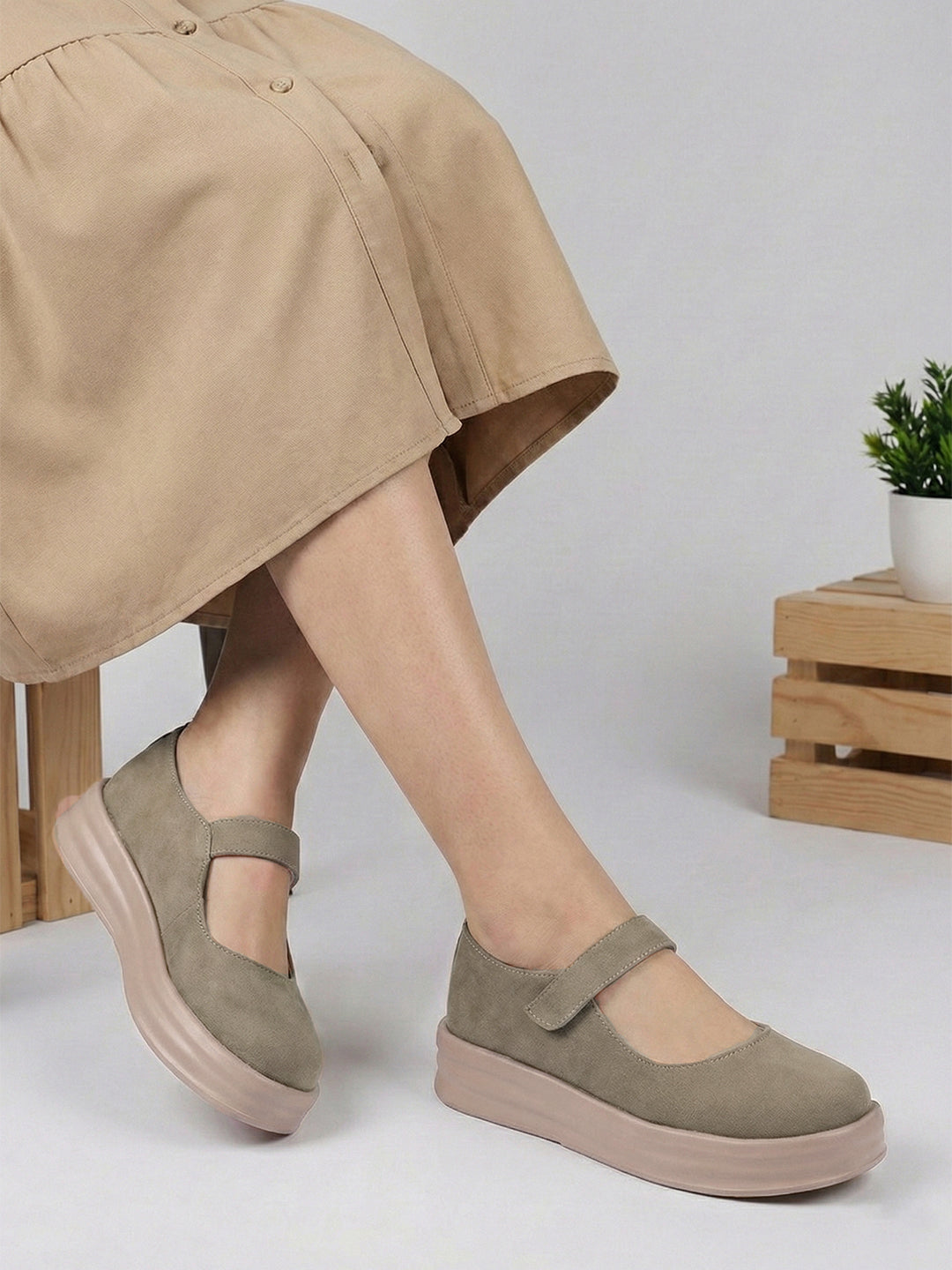 Women Suede Mules