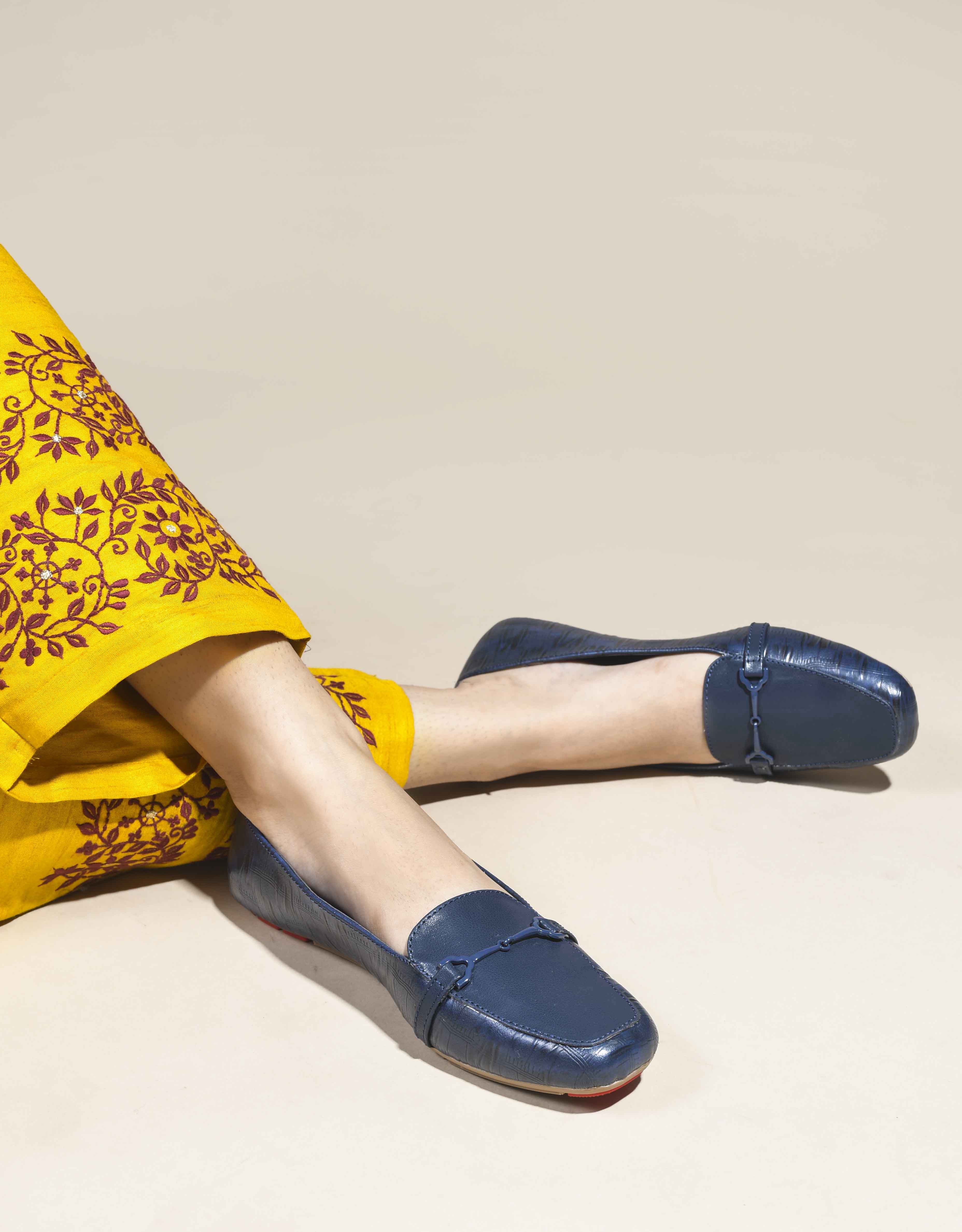 Women Textured Horsebit Loafers