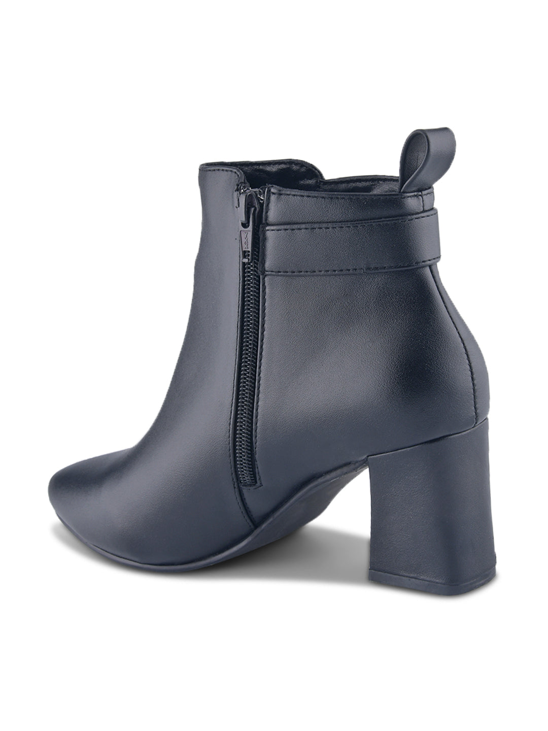 Women Buckle Strap Casual Boots