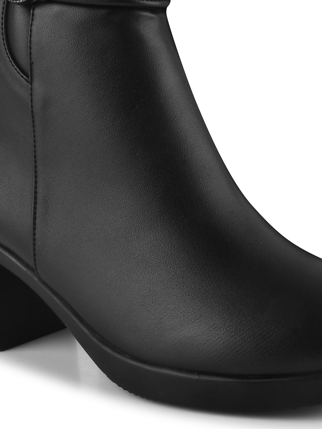 Black Solid Block Heel Ankle Boots