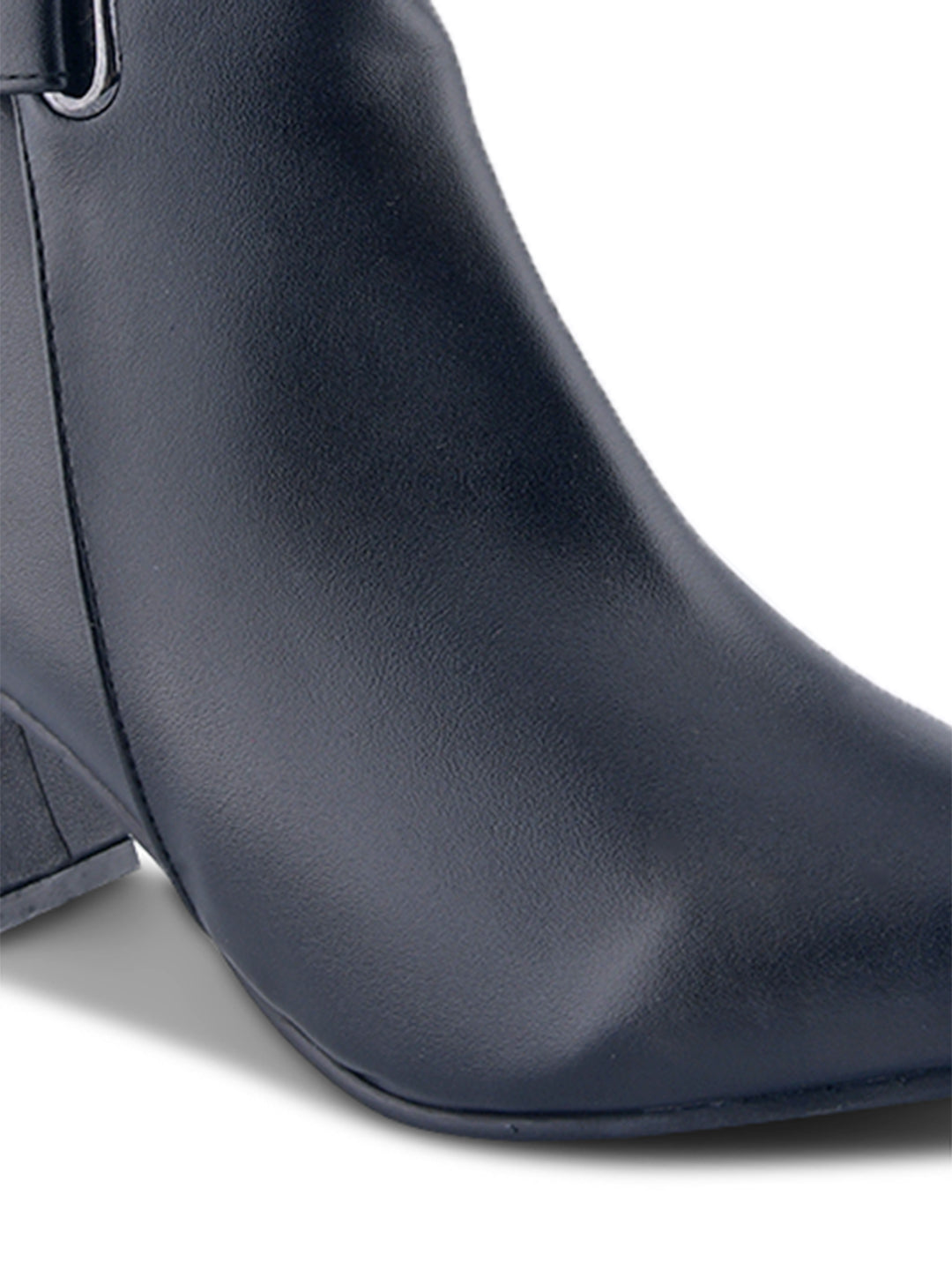 Women Buckle Strap Casual Boots
