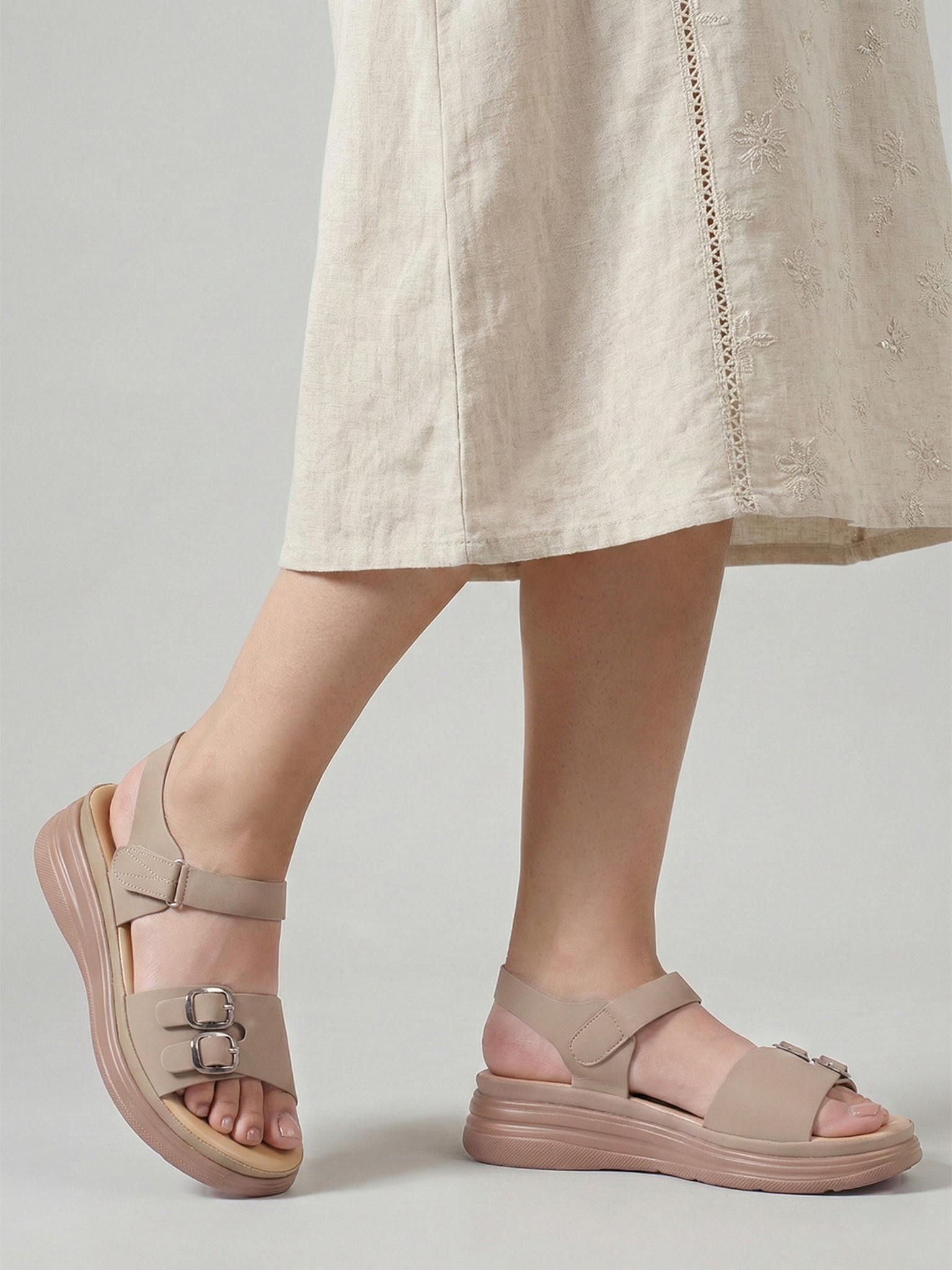 Women olive Comfort Sandals